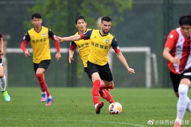 进球网报道，皇马夏季新援居勒尔难以在2023年内复出，俱乐部不想冒险。